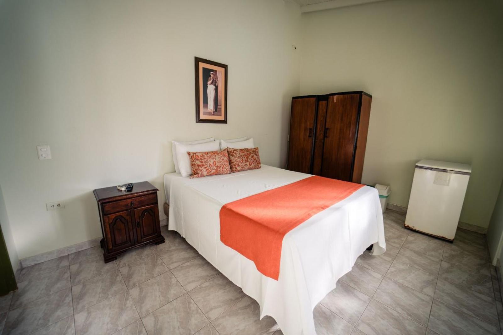 Hosteria De La Plaza Menor Santa Fe de Antioquia Eksteriør billede