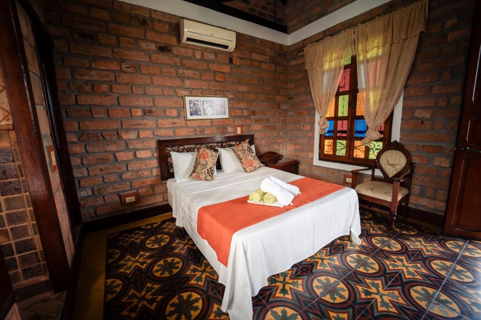 Hosteria De La Plaza Menor Santa Fe de Antioquia Eksteriør billede