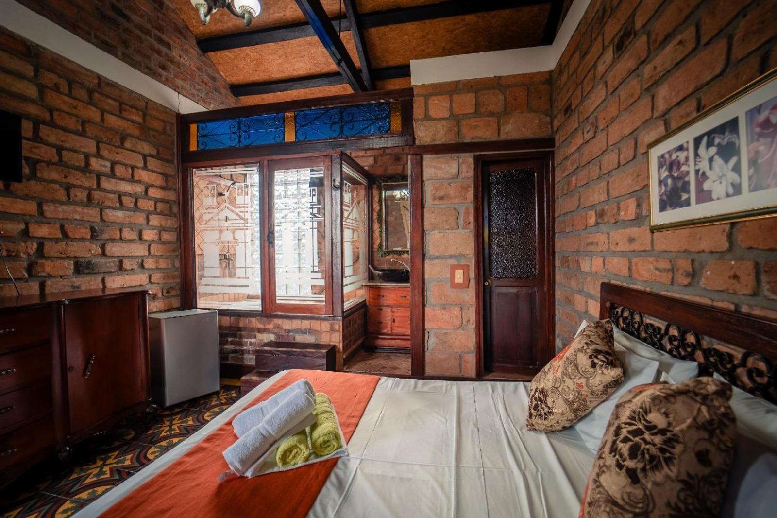 Hosteria De La Plaza Menor Santa Fe de Antioquia Eksteriør billede