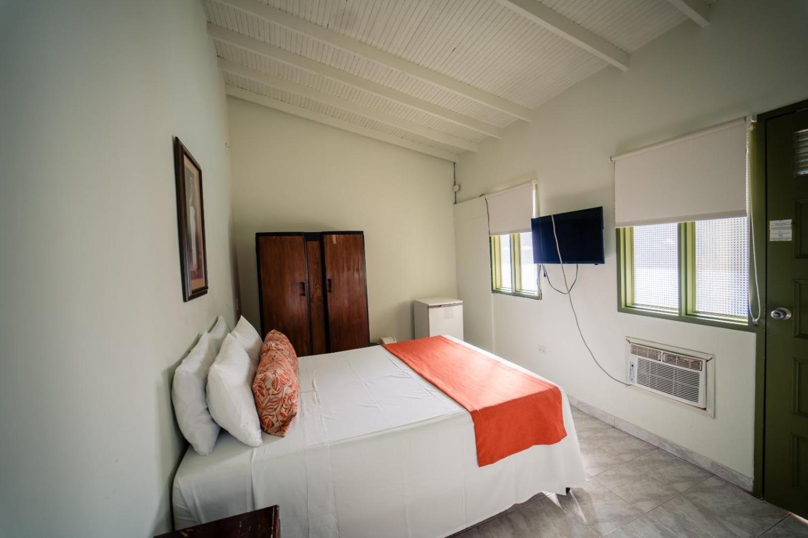 Hosteria De La Plaza Menor Santa Fe de Antioquia Eksteriør billede