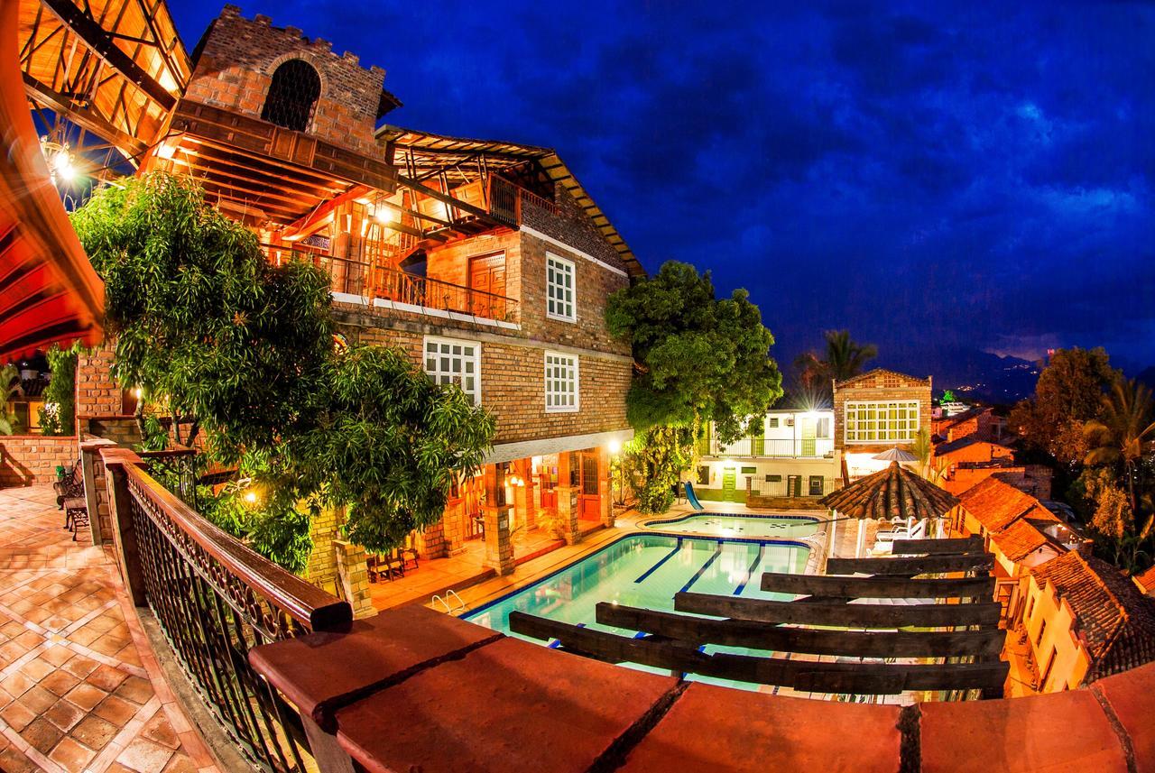 Hosteria De La Plaza Menor Santa Fe de Antioquia Eksteriør billede